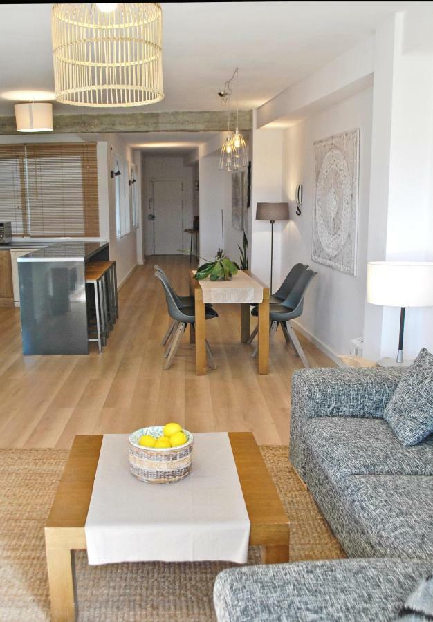 The Boho-Chic Oasis, Lovely City Center Apartment マラガ エクステリア 写真