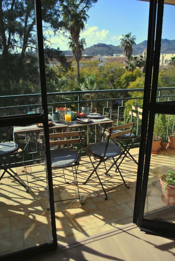 The Boho-Chic Oasis, Lovely City Center Apartment マラガ エクステリア 写真