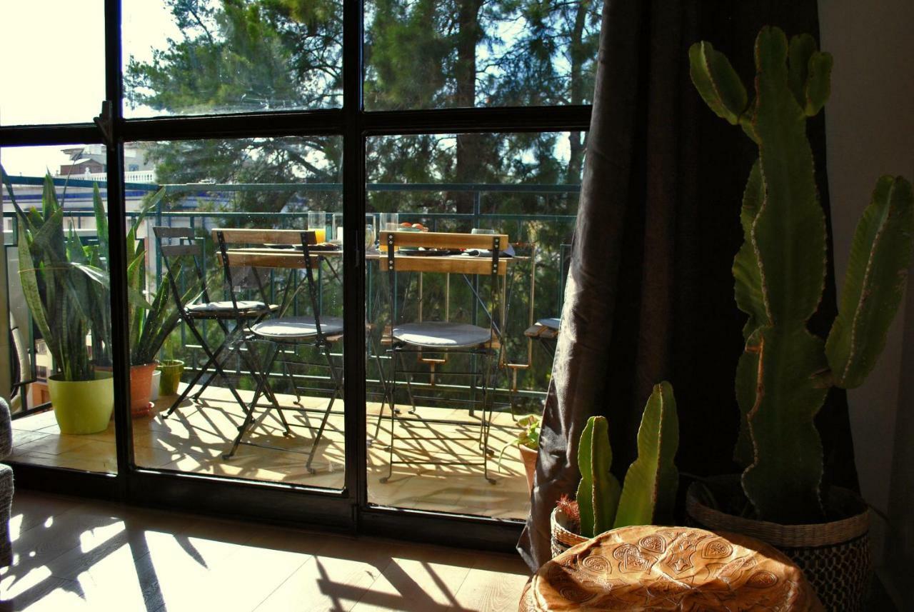 The Boho-Chic Oasis, Lovely City Center Apartment マラガ エクステリア 写真