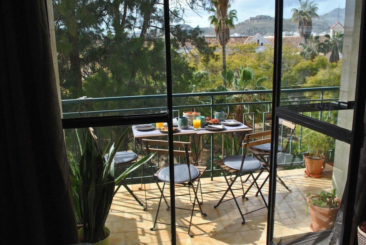 The Boho-Chic Oasis, Lovely City Center Apartment マラガ エクステリア 写真