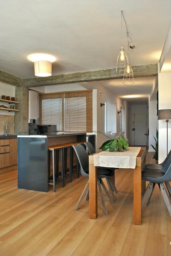 The Boho-Chic Oasis, Lovely City Center Apartment マラガ エクステリア 写真