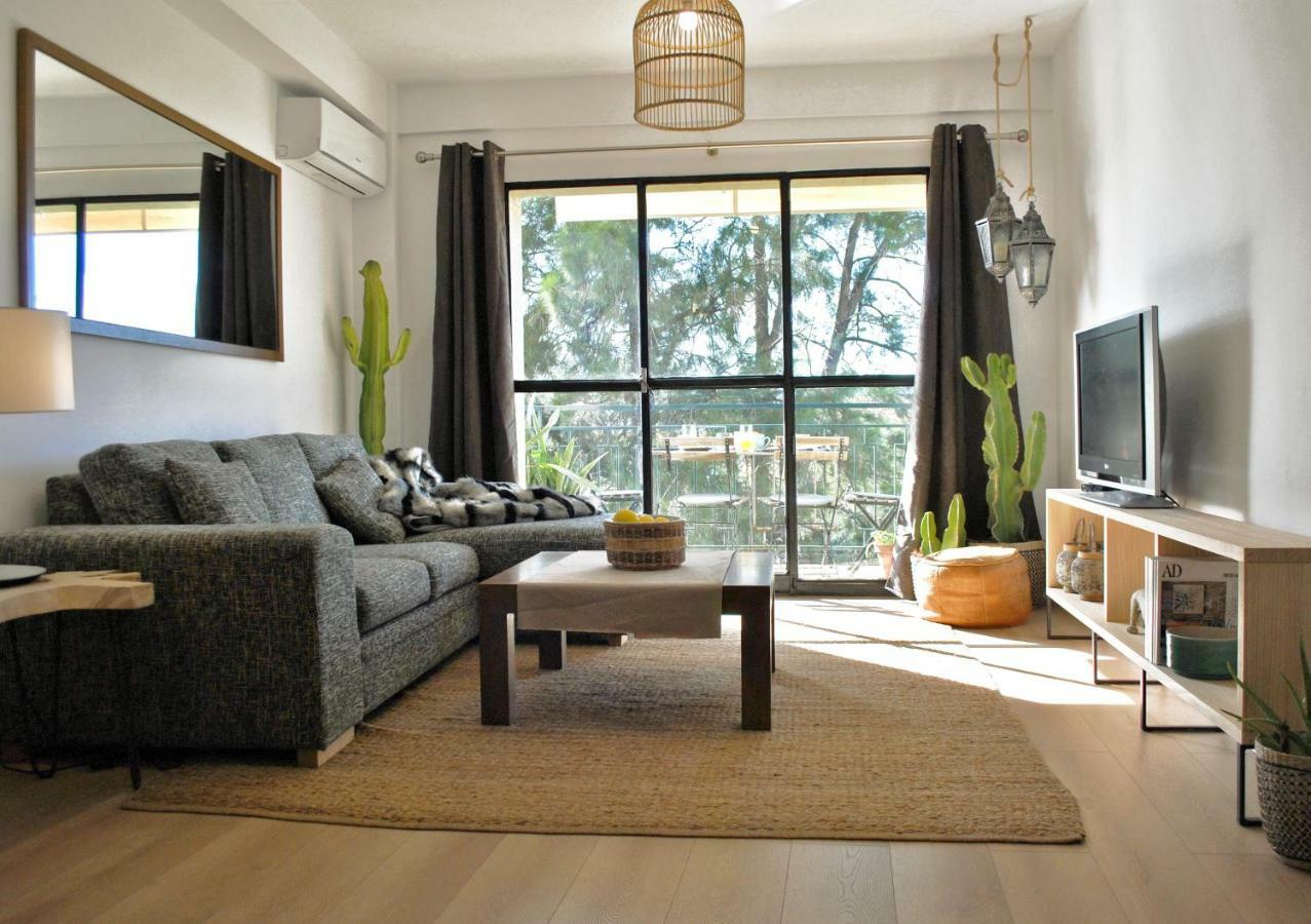 The Boho-Chic Oasis, Lovely City Center Apartment マラガ エクステリア 写真