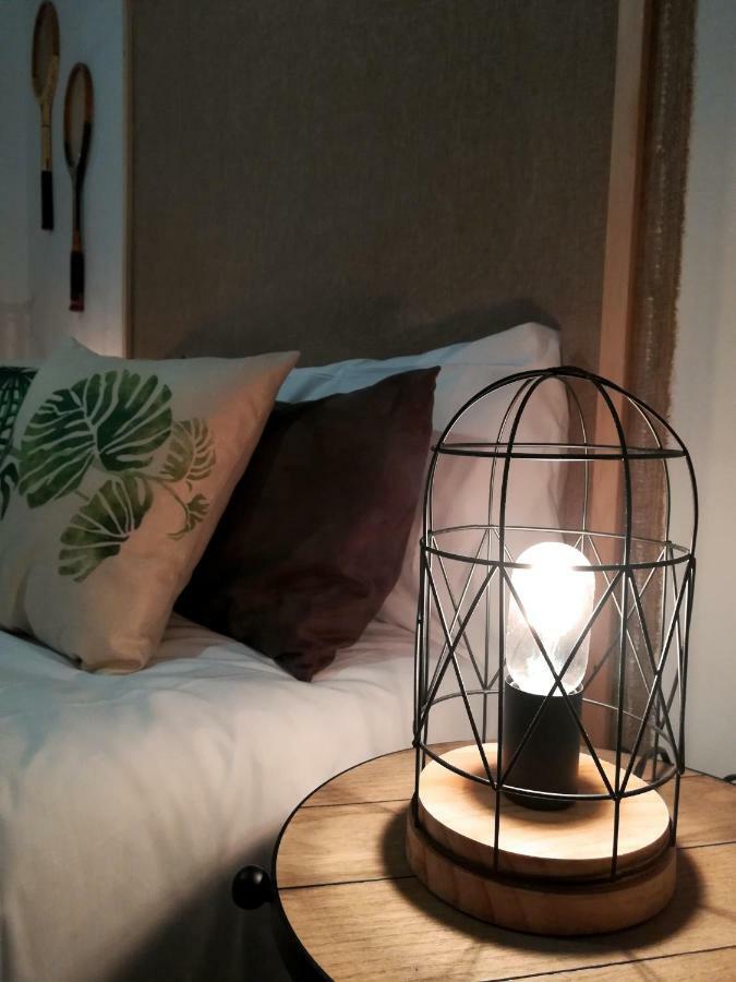 The Boho-Chic Oasis, Lovely City Center Apartment マラガ エクステリア 写真